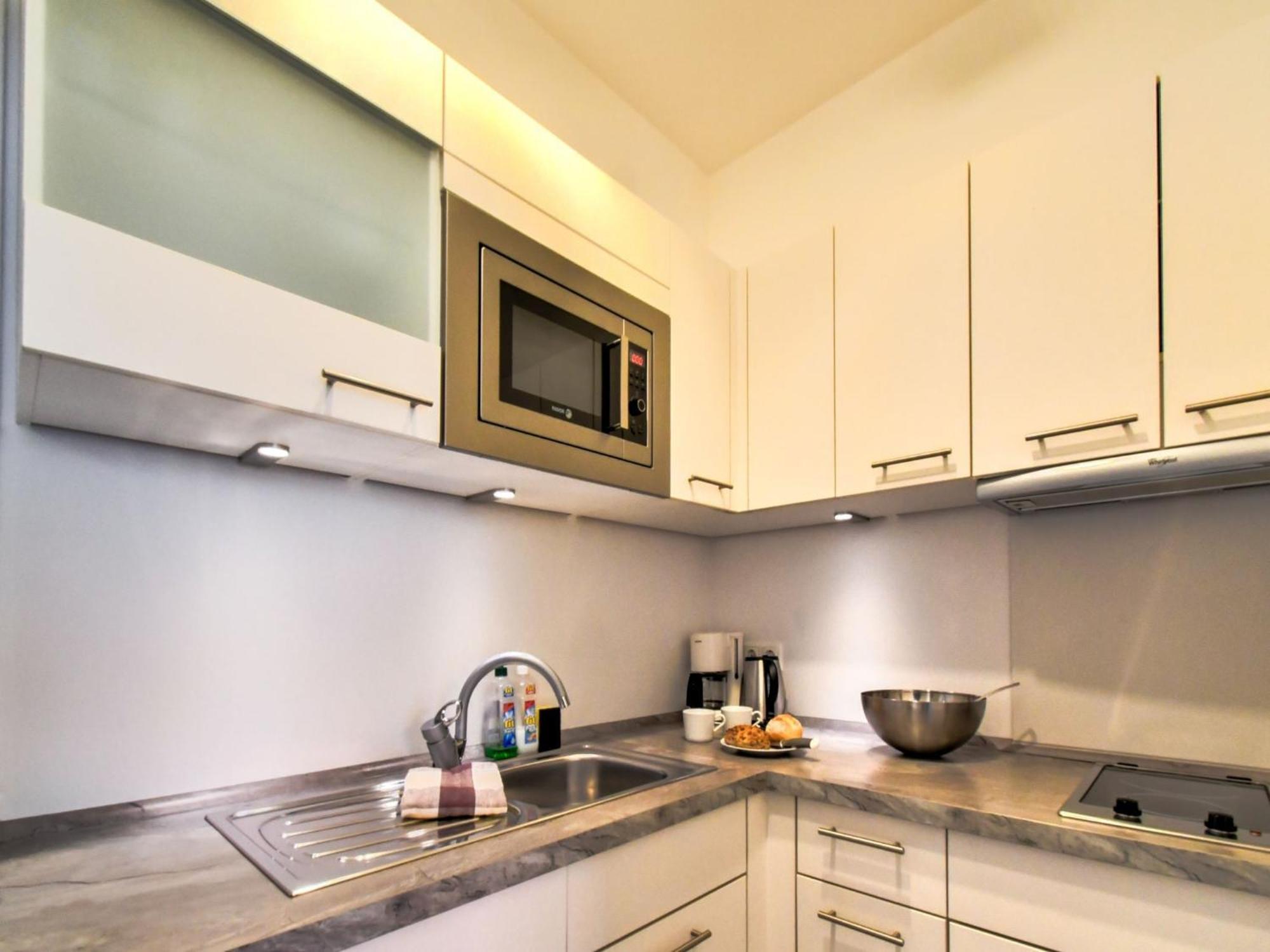 Modern Apartment In Wismar With Private Terrace Bagian luar foto